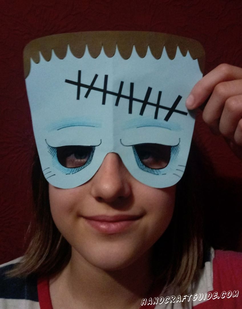 карнавальная маска зомби из бумаги