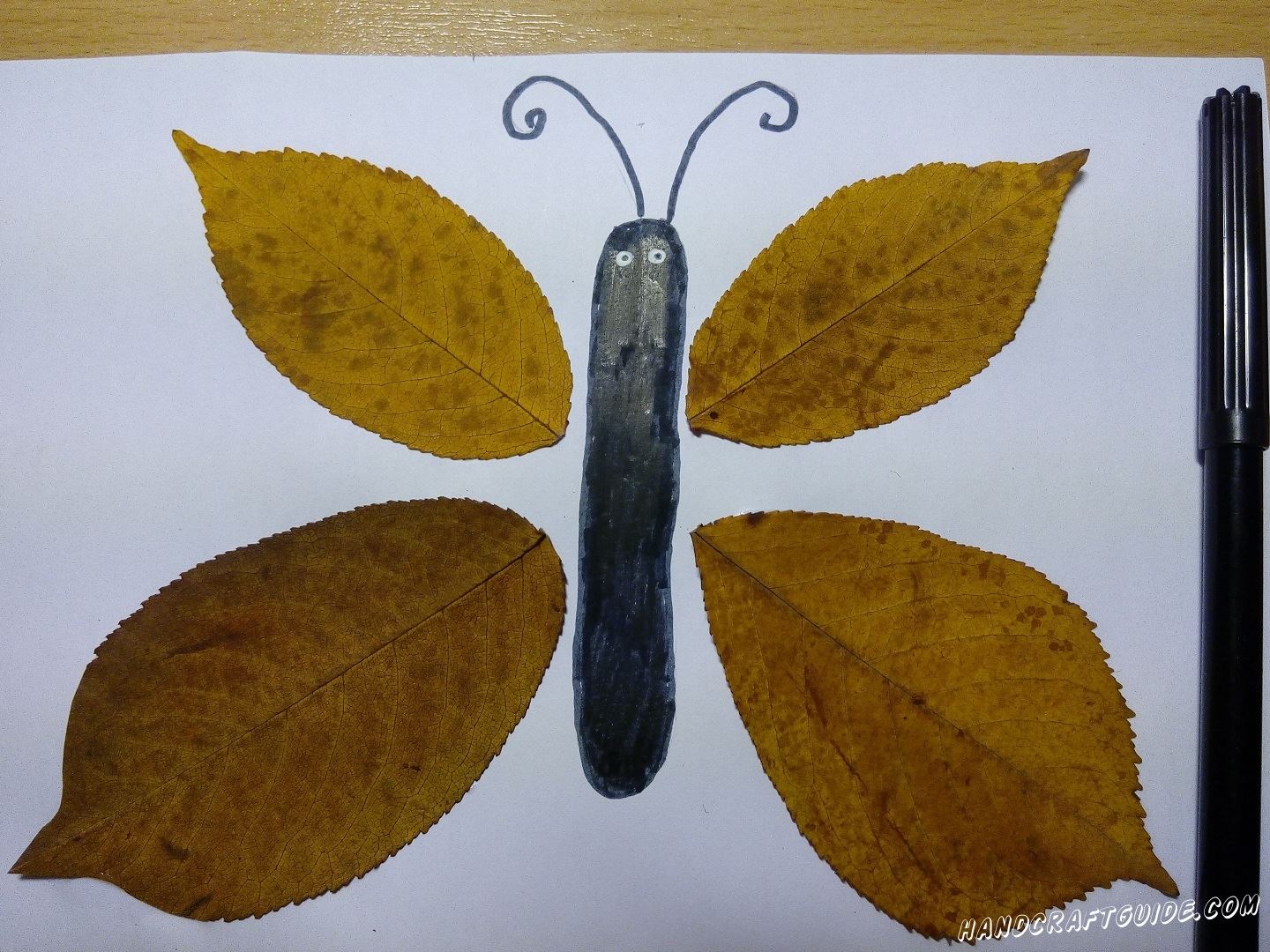 бабочка из осенних листьев очень просто
