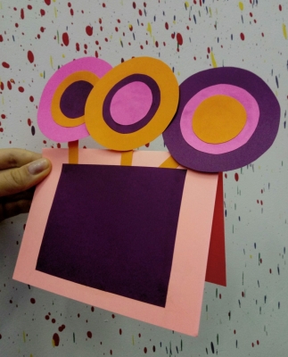 Конфетки из бумаги разбавят яркими красками вашу комнату. 